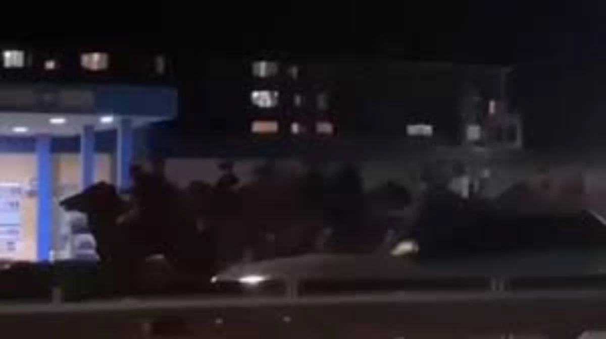 Қонаев қаласында тұрғын жол үстінде көкпар ұйымдастырған