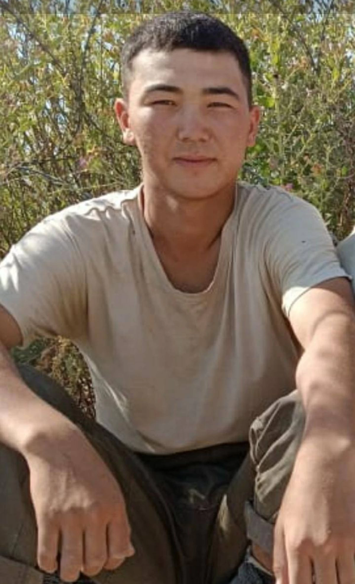 "Шекара сымы үстіне құлаған": Мақтаарал ауданында үйіне қайтуына 10 күн қалған сарбаз қайтыс болды