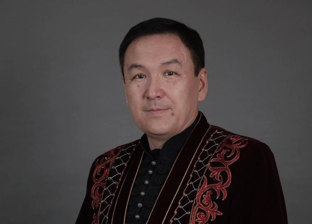 Әнші Рамазан Стамғазиев беташарды бизнеске айналдырып жібергендерді сынға алды