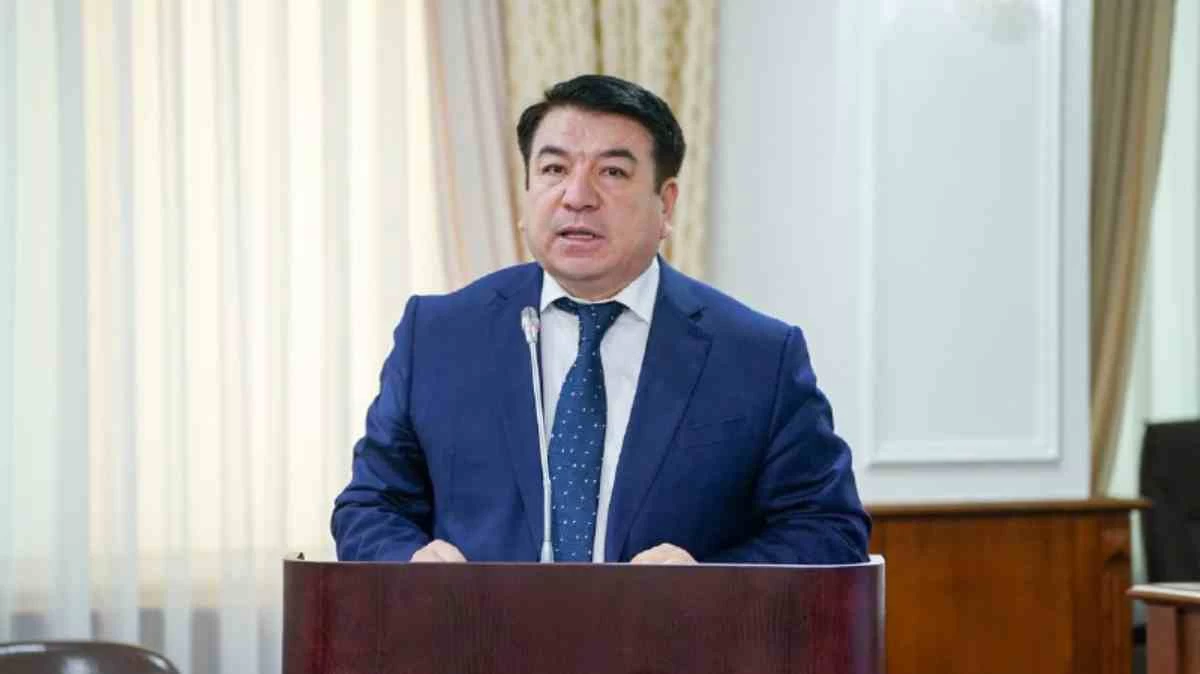 Хиджаб киіп жүрген оқушылар мектепке бармай жүр ме - Оқу-ағарту министрі жауап берді