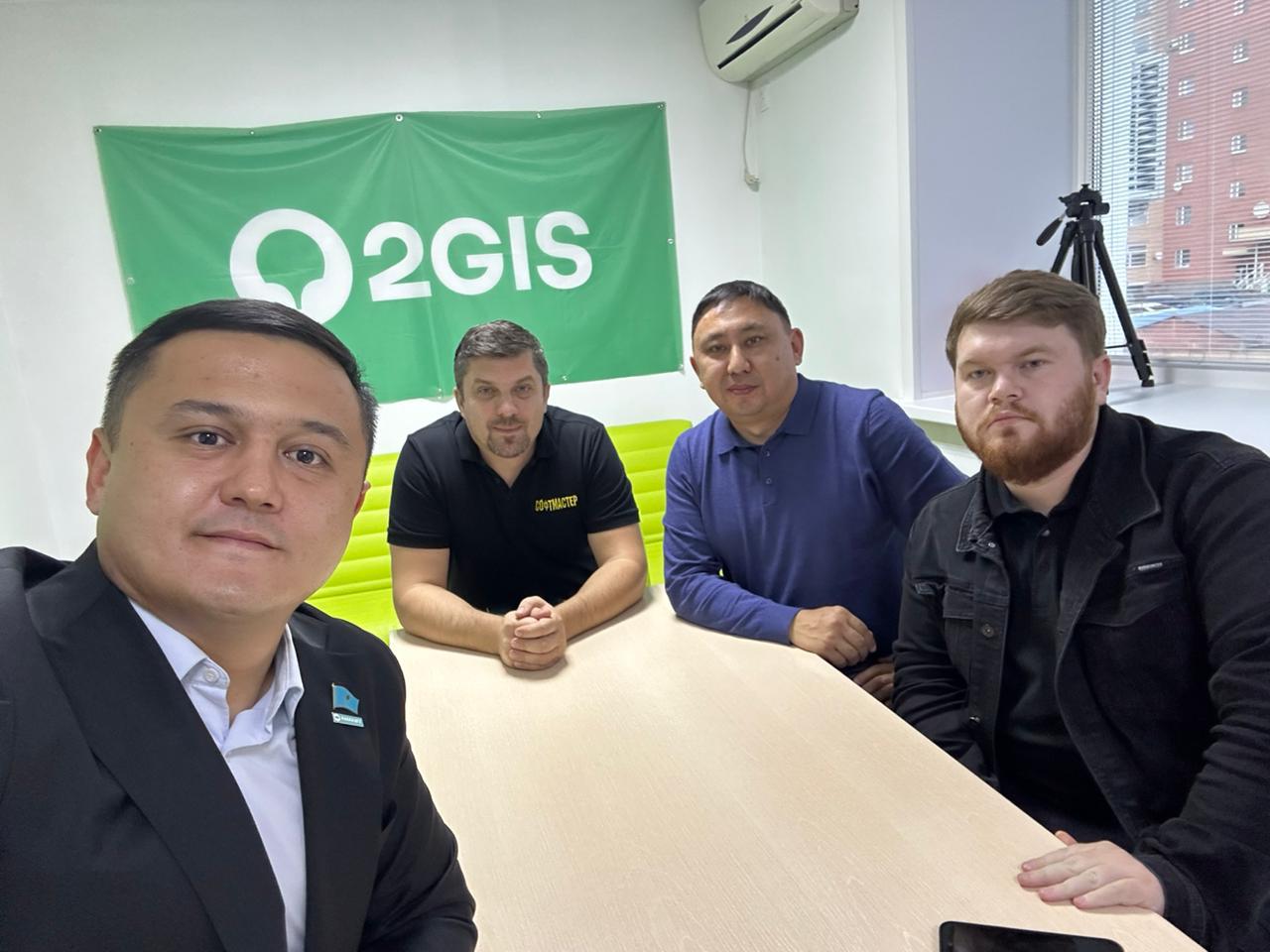 Көкшетауда 2GIS қосымшасына Мәслихат депутаттары туралы ақпарат енгізілді