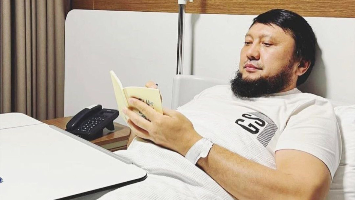 Мұхамеджан Тазабекке Түркияда ота жасалды