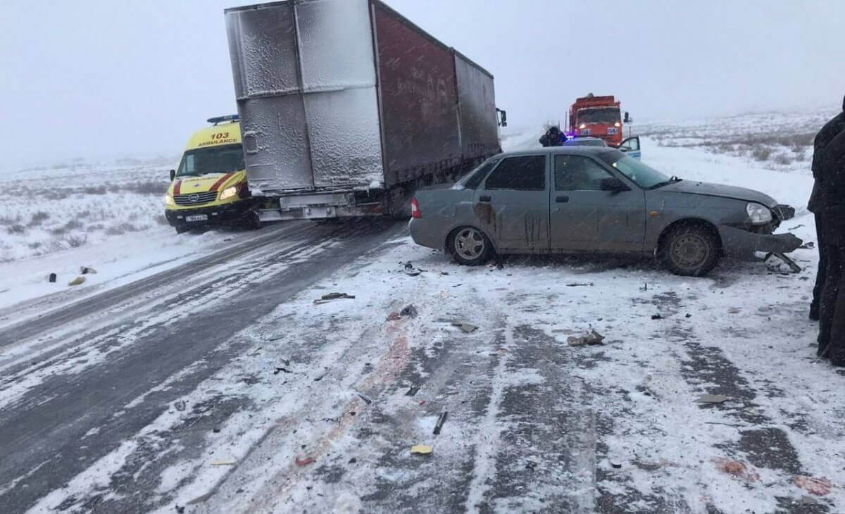 Ақтөбедегі жол апаты: оқушыларды олимпиадаға апарған көлік жүргізушісі қамауға алынды