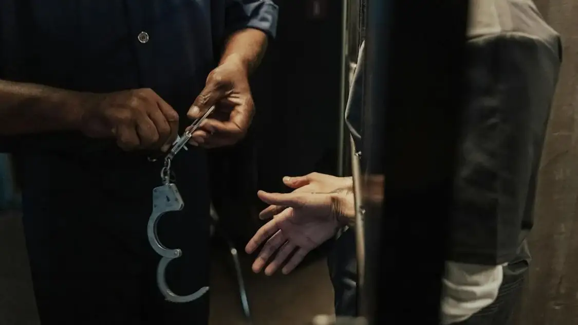 Құжатын, бет-бейнесін өзгерткен: Ақмола облысында 26 жыл іздеуде болған қылмыскер ұсталды