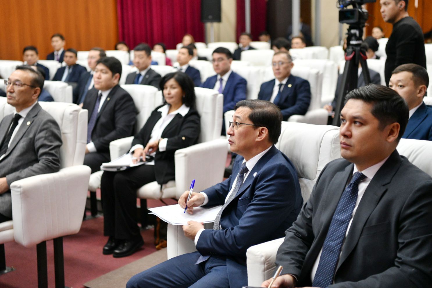 МҚІА: іріктеудің жаңа жүйесі бойынша мемлекеттік қызметке  үміткерлер саны 2,7 есе өсті