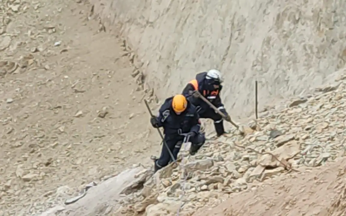 Майқайыңдағы апат: жерасты топырағының опырылуы құтқарушыларға қауіп төндіріп тұр