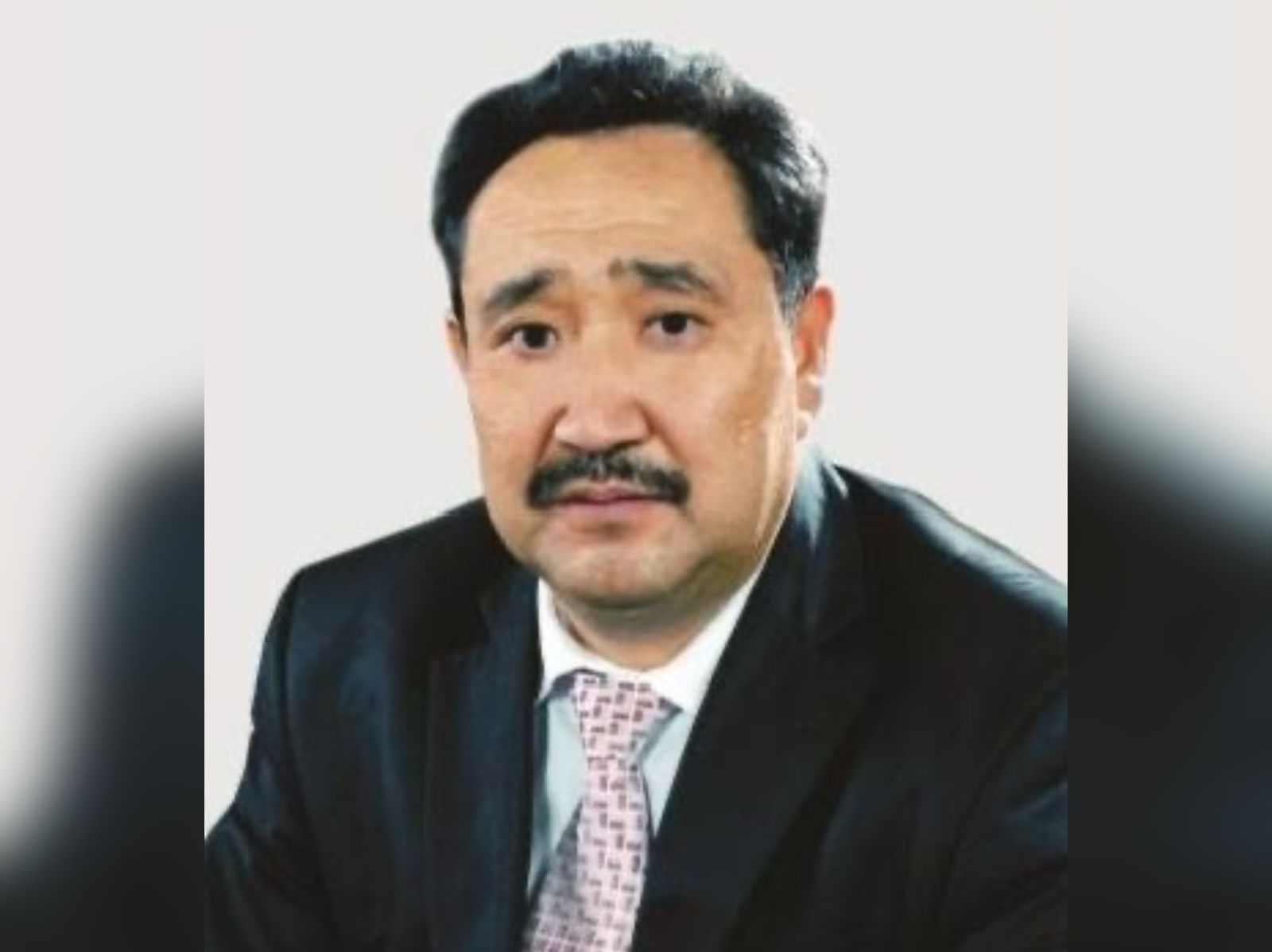 Жастар елтаңбаны Жаңа Қазақстанның талабына сай жасау керек десе, онда ойлануымыз керек