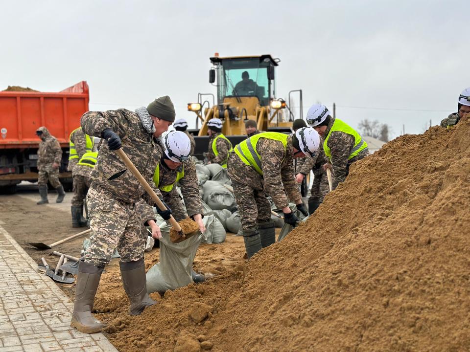 Ел өңірлерінде су тасқынына қарсы белсенді іс-шаралар жалғасуда