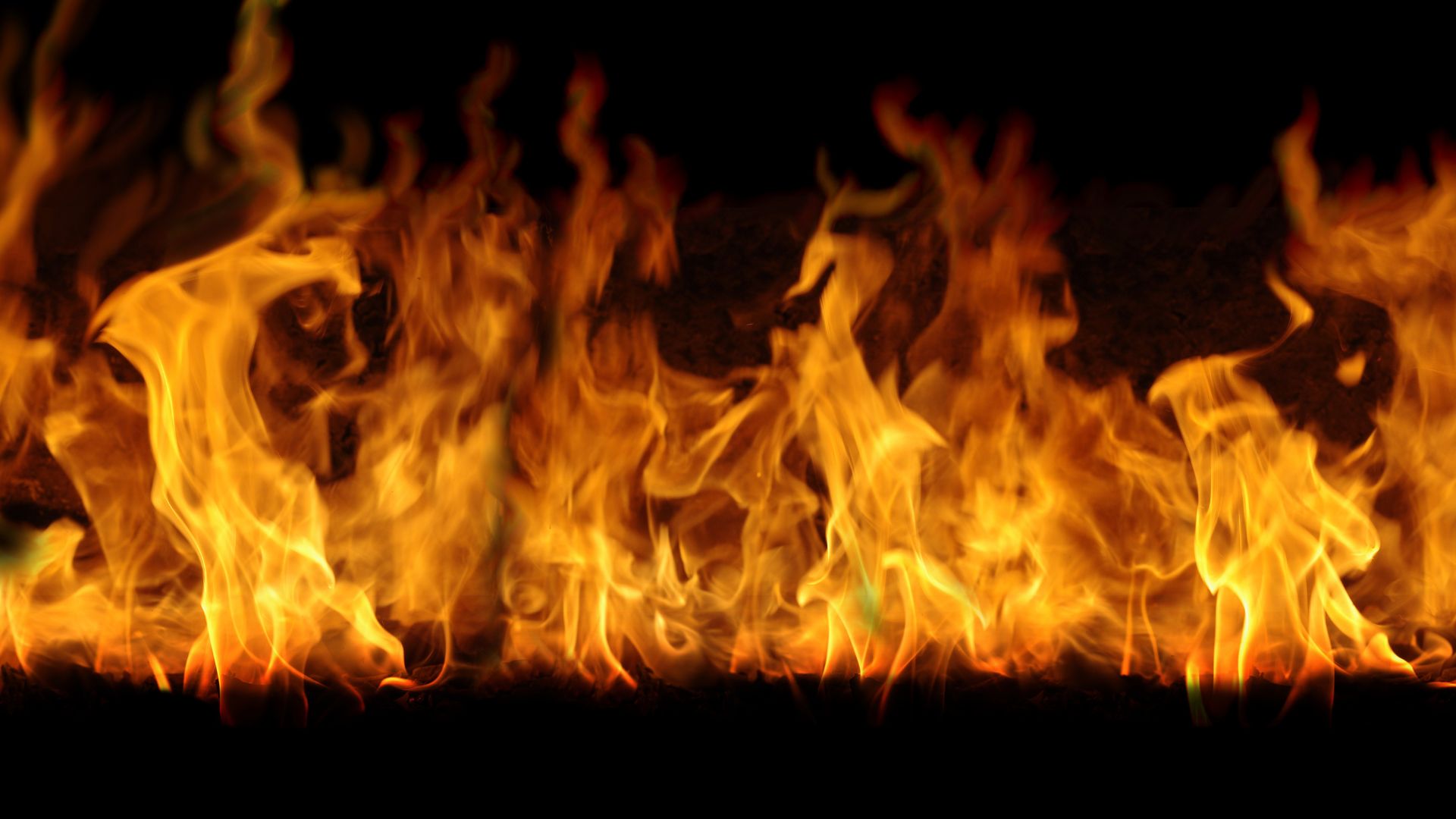 Алматыда тағы да өрт: Көпқабатты тұрғын үй кешені отқа оранды