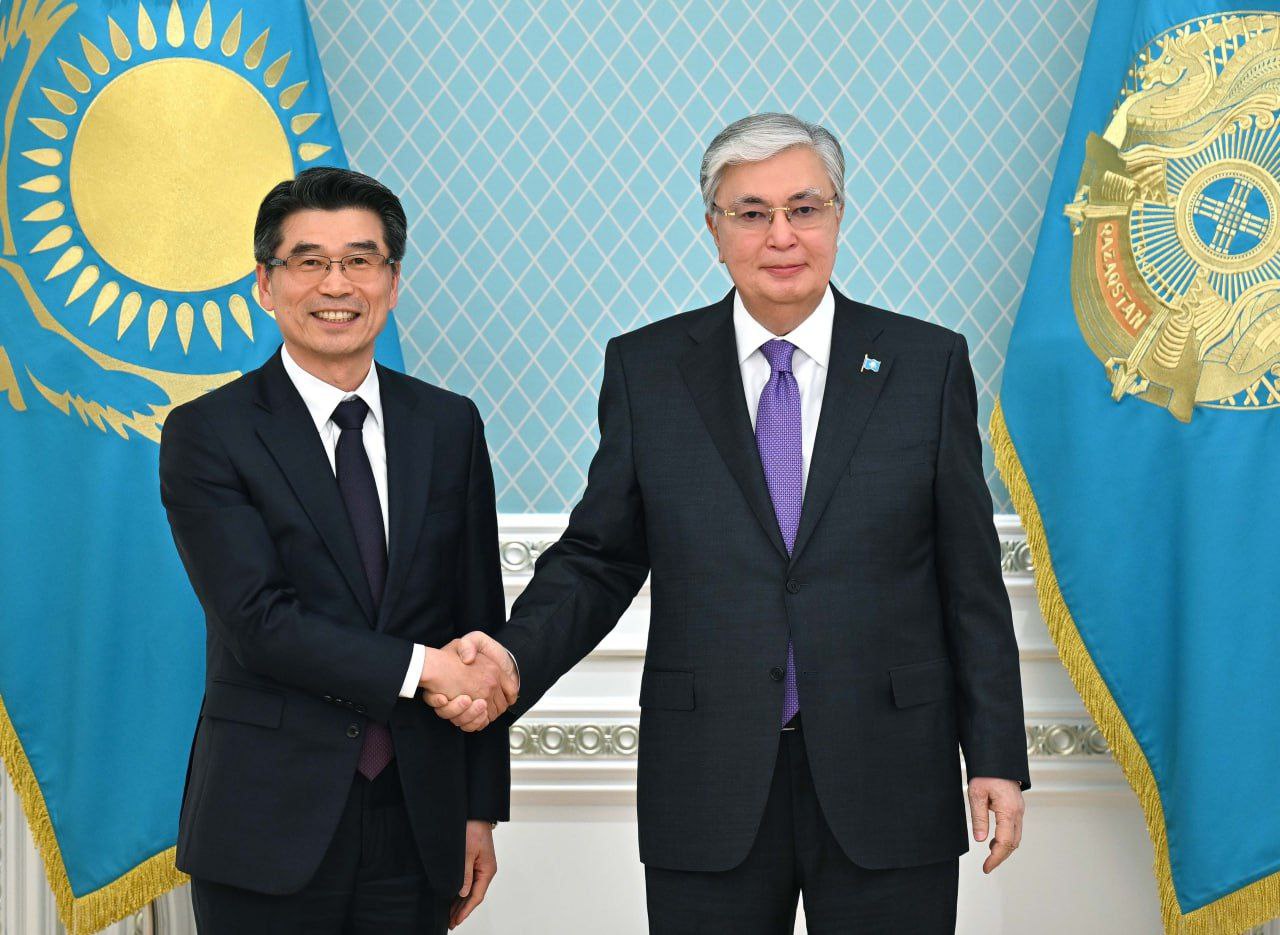🇰🇿🇰🇷 Мемлекет басшысы KIA корпорациясының президенті Хо-сунг Сонгты қабылдады