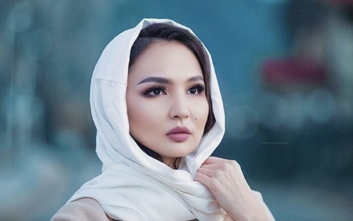 «Ешқандай ота қажет емес». Жұлдыз Әбдікәрімова өз жағдайын айтты