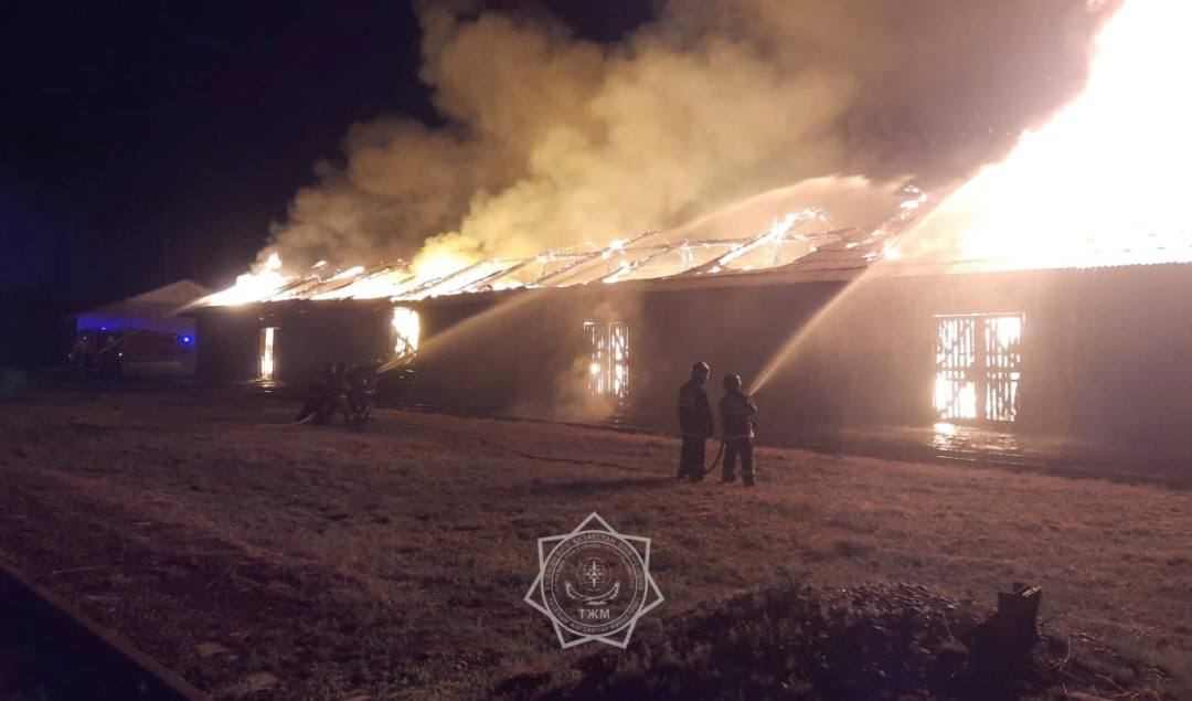 Семейде қойма өртенді